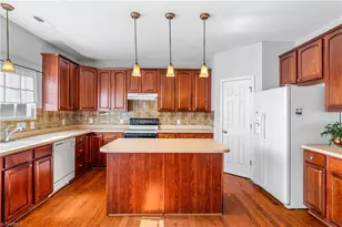 2755 Amesbury Rd, Winston-Salem, NC 27103 - Photo 3