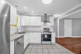 1426 Thurmond St, Winston-Salem, NC 27105 - Photo 17