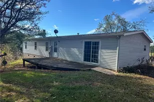 195 Old Barrett Rd, Ennice, NC 28623 - Photo 13