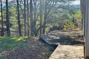 195 Old Barrett Rd, Ennice, NC 28623 - Photo 11