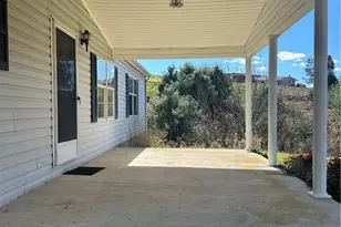 195 Old Barrett Rd, Ennice, NC 28623 - Photo 15