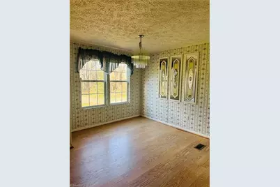 195 Old Barrett Road, Ennice, NC 28623 - Photo 25