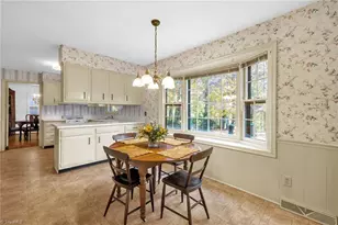 1006 Condor Dr, Greensboro, NC 27410 - Photo 15