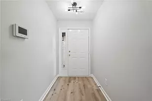 1025 Somerset Crossing Ln, Kernersville, NC 27284 - Photo 5