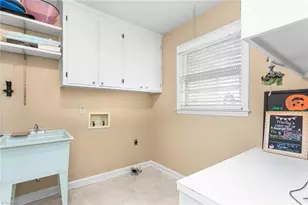 4202 Hobbs Rd, Greensboro, NC 27410 - Photo 17