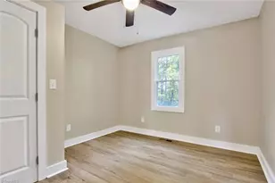 434 E Salisbury St, Denton, NC 27239 - Photo 31