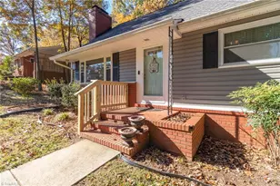521 Dogwood Cir, High Point, NC 27260 - Photo 5