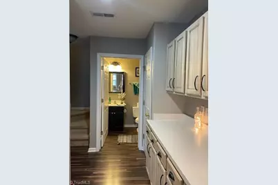 4107 McConnell Drive, Kernersville, NC 27284 - Photo 11