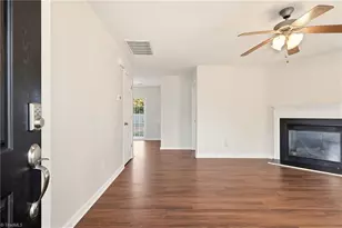 4427 Parkcrest Cir, Kernersville, NC 27284 - Photo 9