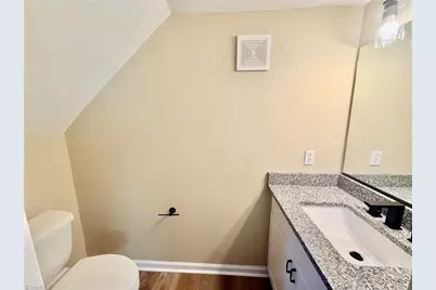 5010 N Cherry Street, Winston-Salem, NC 27101 - Photo 21