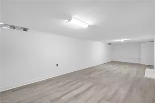 702 Hampton St, Eden, NC 27288 - Photo 23