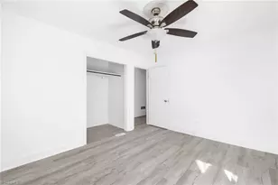 702 Hampton St, Eden, NC 27288 - Photo 17