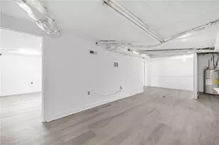 702 Hampton St, Eden, NC 27288 - Photo 27