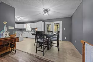 590 Walker Blvd, Thomasville, NC 27360 - Photo 11