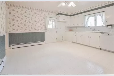 1808 Turfwood Drive, Pfafftown, NC 27040 - Photo 3