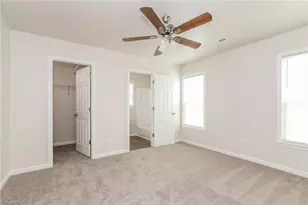 4123 Bluestem Dr, Greensboro, NC 27405 - Photo 9