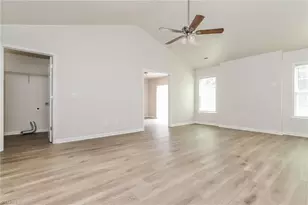 4123 Bluestem Dr, Greensboro, NC 27405 - Photo 5