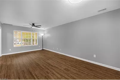 135 Pineywood Street, Thomasville, NC 27360 - Photo 9