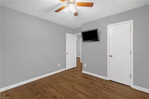 135 Pineywood St, Thomasville, NC 27360 - Photo 17