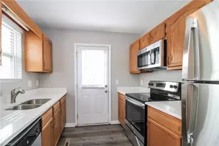 490 Mae Stone Dr, Kernersville, NC 27284 - Photo 5