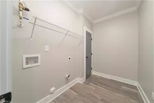 911 Franklin St, Thomasville, NC 27360 - Photo 9