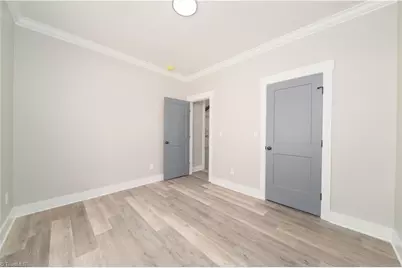 911 Franklin Street, Thomasville, NC 27360 - Photo 17