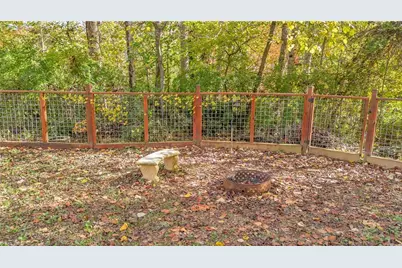 823 Queens Street NW, Lenoir, NC 28645 - Photo 33