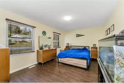 823 Queens Street NW, Lenoir, NC 28645 - Photo 23