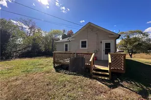 710 Hodges St, Eden, NC 27288 - Photo 13