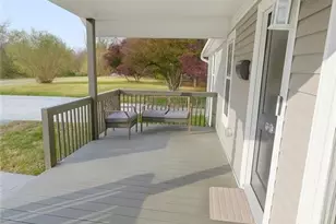 1633 Emerald St, Winston-Salem, NC 27105 - Photo 5