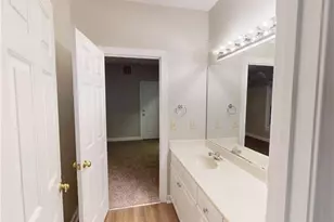 914 Flicker Ln, High Point, NC 27262 - Photo 23