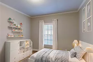 914 Flicker Ln, High Point, NC 27262 - Photo 5