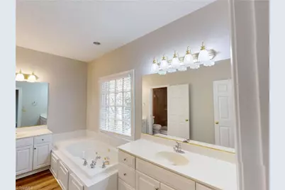 914 Flicker Lane, High Point, NC 27262 - Photo 15