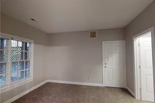 914 Flicker Ln, High Point, NC 27262 - Photo 25