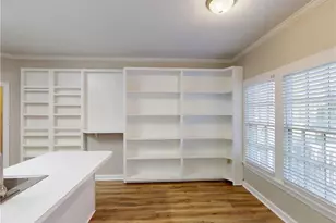 914 Flicker Ln, High Point, NC 27262 - Photo 9