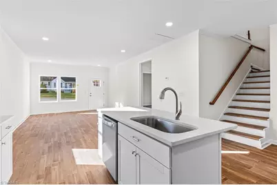 211 W Brookline Street, Winston-Salem, NC 27127 - Photo 9