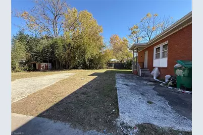 2507 Lexington Avenue, High Point, NC 27262 - Photo 17