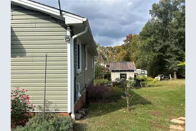 270 Mount Pleasant Church Road, State Road, NC 28676 - Photo 9