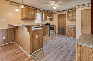 1522 Hopewell Friends Rd, Asheboro, NC 27205 - Photo 5