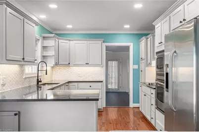 411 Shadowbrook Drive, Burlington, NC 27215 - Photo 17