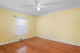 411 Shadowbrook Dr, Burlington, NC 27215 - Photo 27