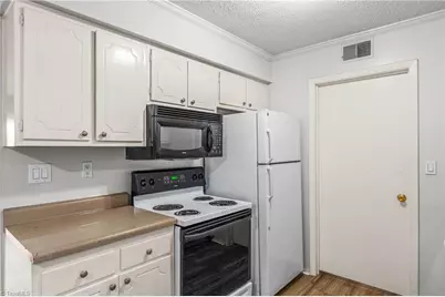 2200 Sunderland Road #139K, Winston-Salem, NC 27103 - Photo 5