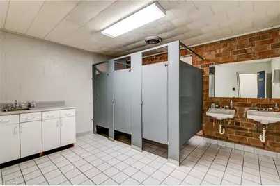 2606 Branchwood Drive #H, Greensboro, NC 27408 - Photo 19