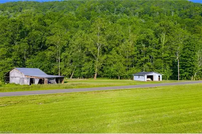 4690 Three Top Road, Creston, NC 28615 - Photo 7