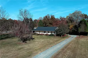 8225 Linwood-Southmont Rd, Lexington, NC 27292 - Photo 5