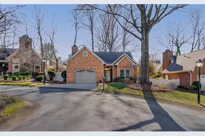 328 Hambrick Court, Winston-Salem, NC 27106 - Photo 3