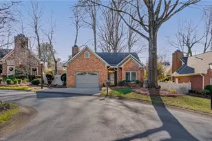 328 Hambrick Ct, Winston-Salem, NC 27106 - Photo 3