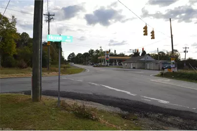 4001 Hicone Road, Greensboro, NC 27405 - Photo 15