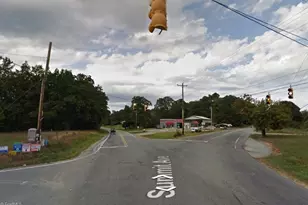 4001 Hicone Rd, Greensboro, NC 27405 - Photo 21