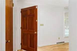 106 Forest Hill Rd, Lexington, NC 27295 - Photo 9